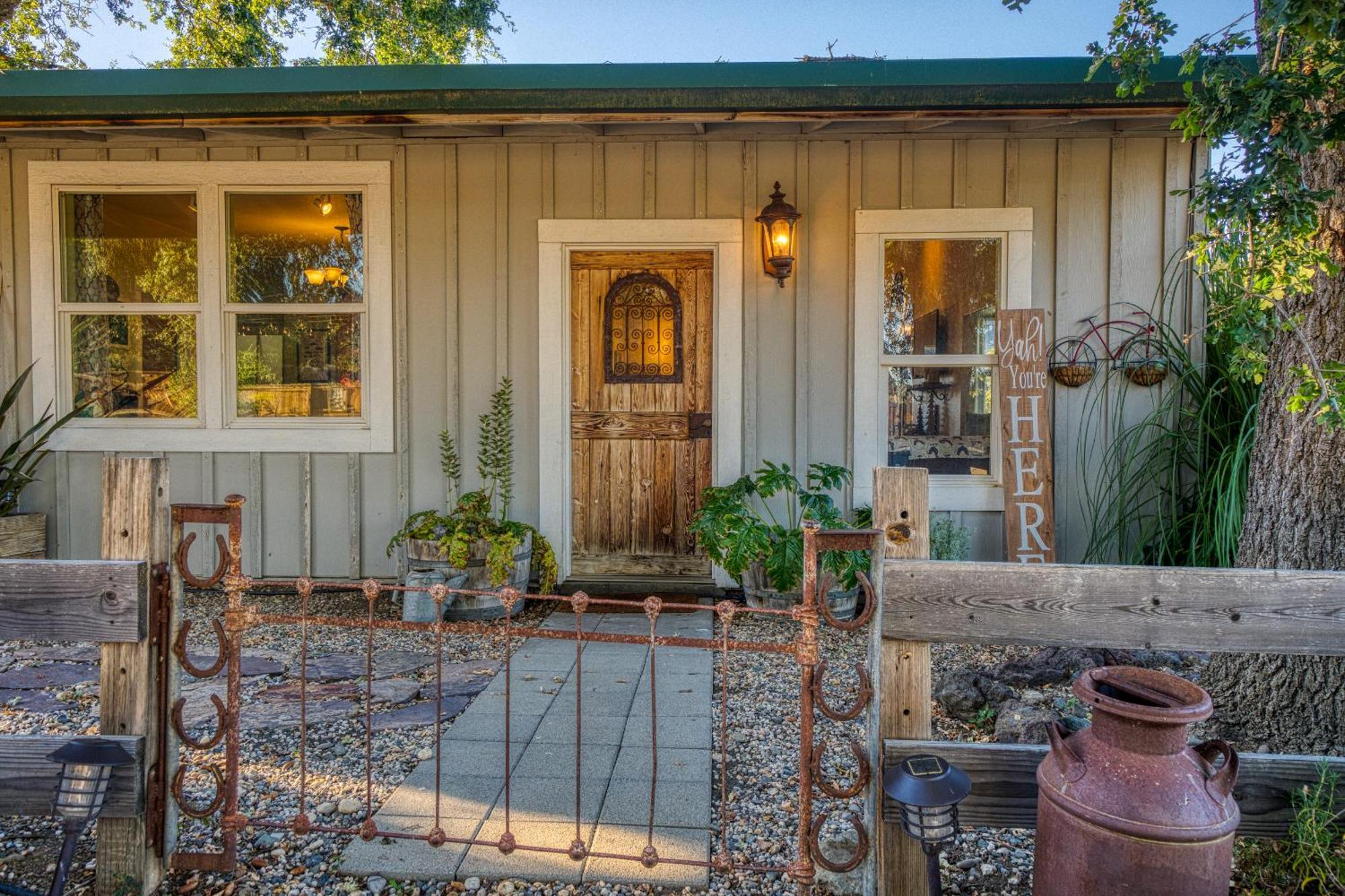 Soul Whispering Ranch Retreat Villa Upper Lake Екстериор снимка